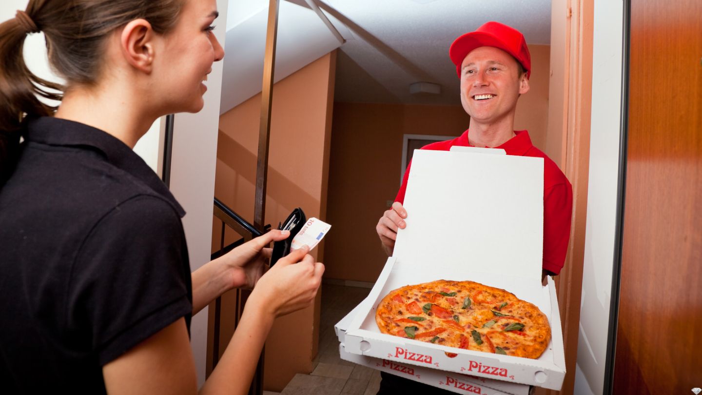 How Much To Tip Pizza Delivery